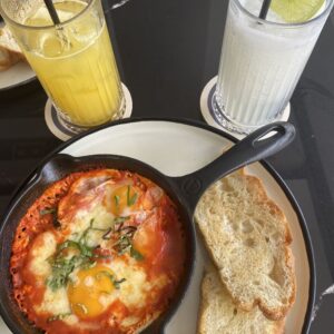 Huevos Napolitanos